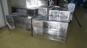 Bàn inox có ngăn kéo