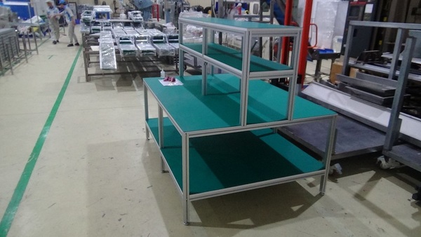3-tier operating table