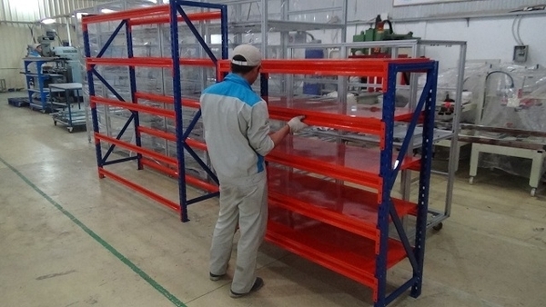 Industrial warehouse shelf